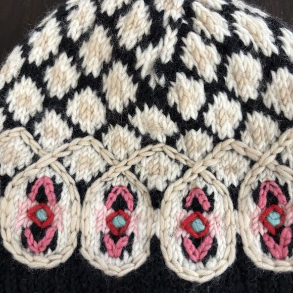 No longer available. NWT French Knot Beanie Wool Hat Anthropologie Pom Toppe - Picture 7 of 10